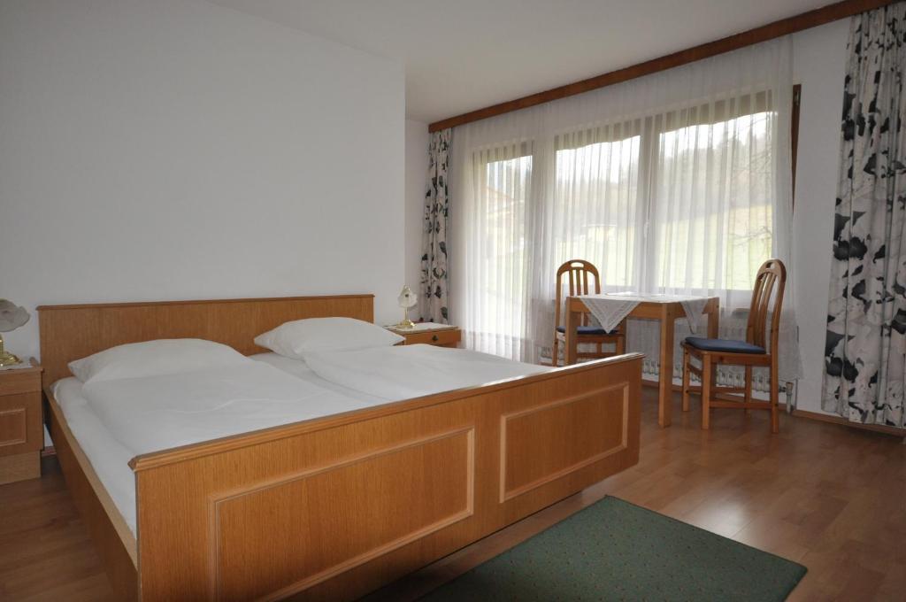 Gaestehaus Pension Edelweiss Kolsass Exteriér fotografie